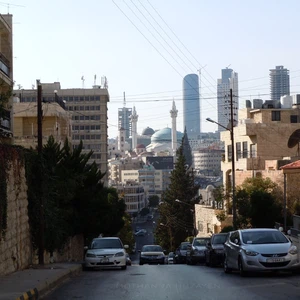 الجمعة.. ارتفاع ملموس على الحرارة وأجواء حارة نسبيًا في عموم المناطق