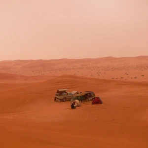 pistons | Nafud Saad .. charming golden sand dunes as far as the eye can see