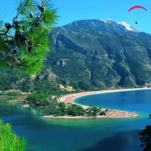 فتحية التركية.. مدينة كجوهرة على ساحل بحر إيجة