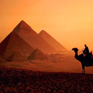 الأحد | طقس حار على معظم مناطق مصر مع فرصة لزخات أمطار متفرقة على الدلتا وسواحلها 