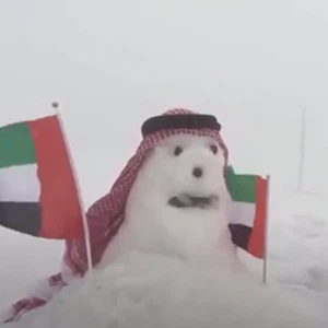 La neige est courante dans la plupart des pays du Golfe en hiver ! .. détails