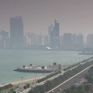 الجمعة.. طقس حار ومغبر أحياناً وفرصة لسحب ركامية بالمناطق الداخلية 