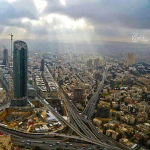 امتداد لمنخفض جوي وكتلة هوائية باردة نسبياً يؤثران مساء الإثنين والثلاثاء