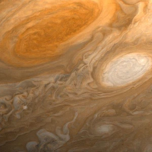 Astronomie et espace | Une tempête 3 fois plus grosse que la Terre et des vents dépassant 650 km/h sur Jupiter