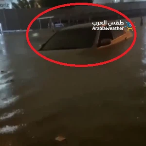 Video | Watch the moment when the warning sirens sounded in the Emirates, a warning of floods