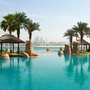 بالصور: 6 فنادق تعيدك إلى الطبيعة الرائعة في الإمارات