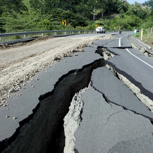 توضيح لكيفية حدوث الزلازل!