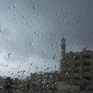 فرصة زخات الامطار تتجدد نهاية الاسبوع