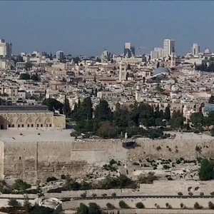 زخات محلية من الأمطار مُتوقعة على مختلف المناطق يوم الأربعاء