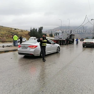 بسبب الأمطار || حادث انزلاق لشاحنة على طريق العدسية - البحر الميت