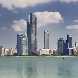 الخميس..طقس مستقر مع هبوب رياح مُعتدلة السُرعة