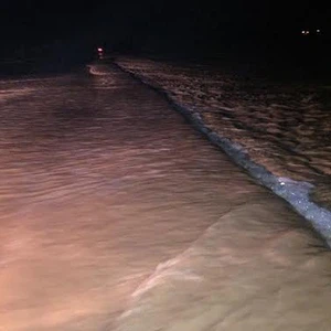 هطول أمطار غزيرة على بعض مراكز وقري ينبع