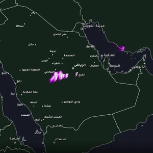Riyadh - 10:20 am | Thunder clouds and rain in these parts of the Riyadh region