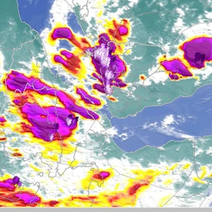 Arabie Saoudite - Ça se passe maintenant : des cumulus accompagnés d'orages et de foudre à Jizan