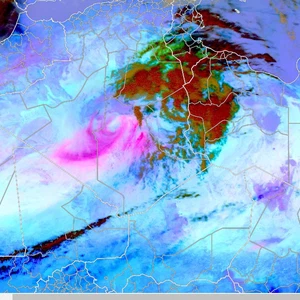 A deep desert depression has been observed forming in central Algeria, moving with its dusty and warm atmosphere towards Libya.