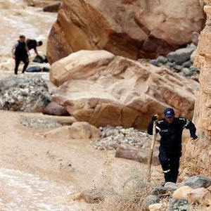 ارشادات هامة للتعامل مع السيول خلال الحالات الجوية 