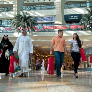 دبي.. لندن.. باريس ومدن عالمية أخرى.. أيها الأفضل للتسوق؟