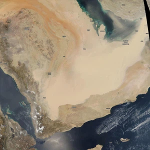 ما هي عناصر التشابه بين العاصفة مظلمة والعاصفة الرملية المتوقعة يوم الجمعة في الجزيرة العربية