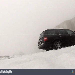 بالصور: جولة كادر طقس العرب لتغطية و تصوير ثلوج الأردن أولاً بأول بالاشتراك مع فورد 