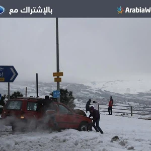 عبر سيارة فورد .. مشاهد من قلب الأجواء الثلجية التي عمّت المملكة