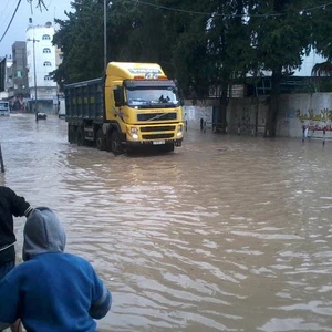 فيضانات في مدينة غزة الفلسطينية - صفحة طقس بلاد الشام