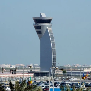 المركز الثالث: مطار البحرين الدولي