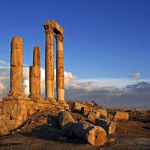 En images : découvrez la beauté de la nature et de la vie en Jordanie