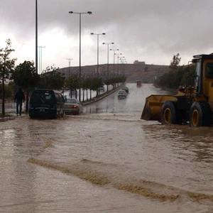 سيول على طريق عمّان جرش- تصوير الذيب التبوكي