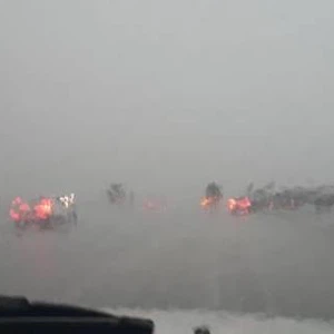 بالصور: هطول الأمطار في جدة اليوم
