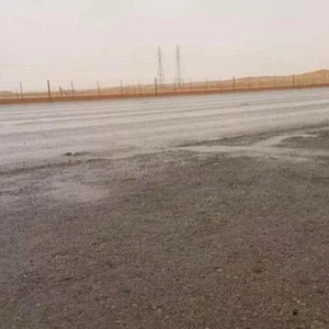 بالصور: هطول الأمطار على أجزاء من منطقة الرياض  