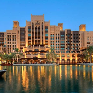 Learn about the features of the Jumeirah Tourist Resort