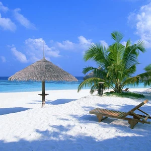 Pictures from the Maldives.. Try not to fall in love with it and want to travel to it