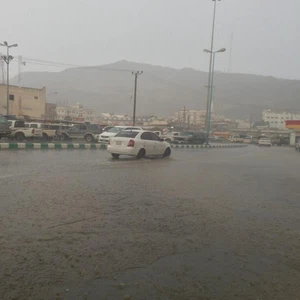 أمطار على محايل عسير