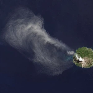 بركان بالويه في إندونيسيا