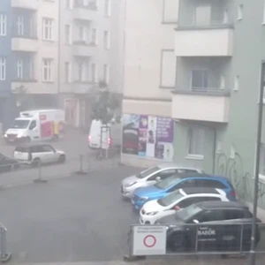 ألمانيا.. عاصفة بردية قوية تؤثر على أجزاء من برلين