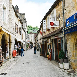 Discover in pictures this charming French town.. Rocamadour