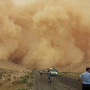 بالصور: الحالات الجوية الغريبة تطال الأردن