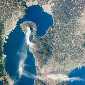صورة من الفضاء لثوران بركان ساكوراجيما في اليابان يوم 10-1-2013
