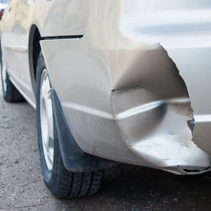 كيف تصلح صدمات السيارة باستخدام مجفف الشعر 