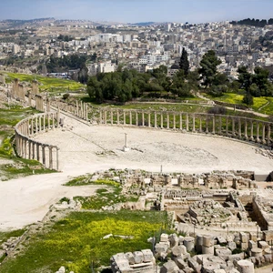 En images : découvrez la beauté de la nature et de la vie en Jordanie