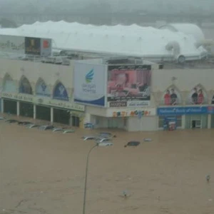 One of the most powerful disasters that hit the Arab world: Hurricane Gonu 2007 - see the pictures