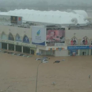 L&#39;une des catastrophes les plus puissantes qui aient frappé le monde arabe : l&#39;ouragan Gonu 2007 - voir les photos