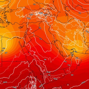 المرتفع الجوي السيبيري يؤثر على المملكة حتى الخميس وحالة من عدم الاستقرار الجوي الجمعة والسبت