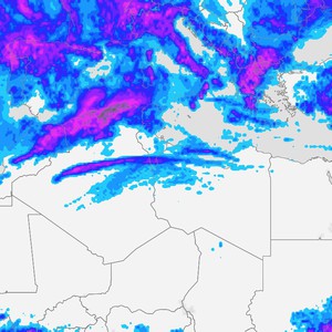 منخفض جوي عميق يؤثر على غرب البحر المتوسط ومخاوف من سيول جارفة في عدة مناطق من الجزائر وتونس