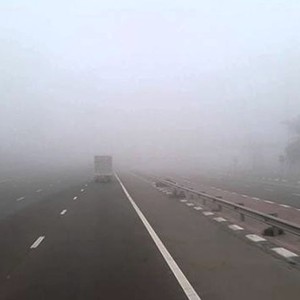 المناطق المشمولة يتوقعات الأمطار و الضباب يومي الجمعة والسبت 