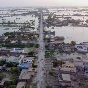 في حصيلة كارثية .. الأمطار الموسمية تودي بحياة أكثر من 180 شخص حتى الآن باكستان