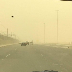 السعودية | رياح نشطة في العديد من المناطق و غبار في ينبع و الليث