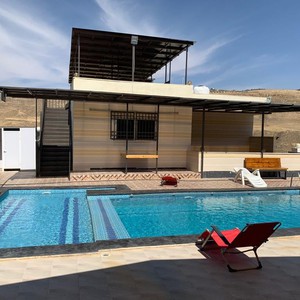 مزرعة و شاليه جلعد والوفاء | جوّك مزارِع