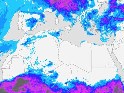 An unusual low pressure system brings thunderstorms and hail to several regions in the Maghreb.