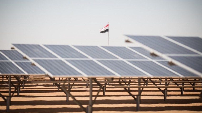 مصر... بدء تشغيل أكبر محطّة طاقة شمسية في شرم الشيخ